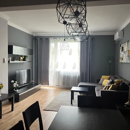 Brand New! 2bdr Lux Rayko Apartament *